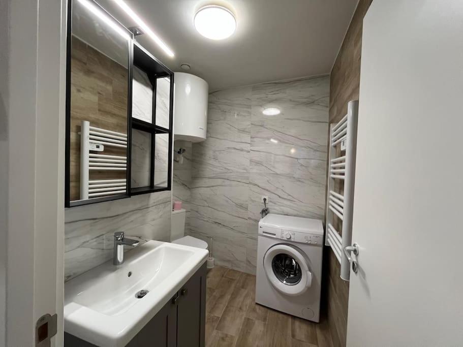 Studio Cosy Rez-De-Chaussee Foix Bagian luar foto